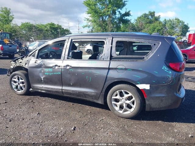 2019 CHRYSLER PACIFICA TOURING L PLUS 14