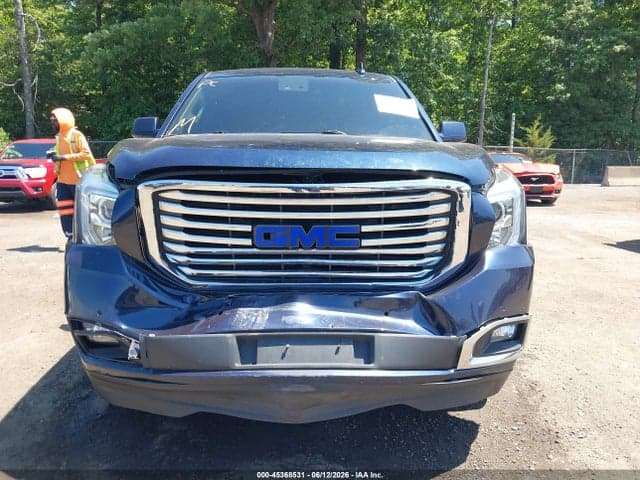 2017 GMC YUKON SLT 12