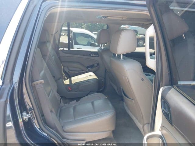 2017 GMC YUKON SLT 8