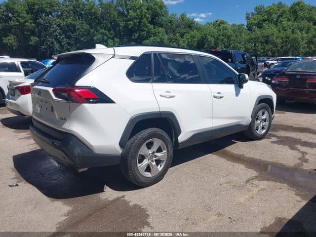 2021 TOYOTA RAV4 XLE 4