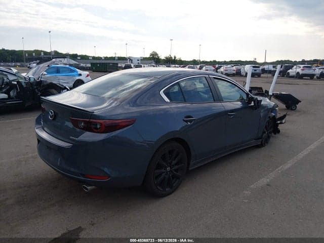 2025 MAZDA MAZDA3 2.5 S CARBON EDITION 4
