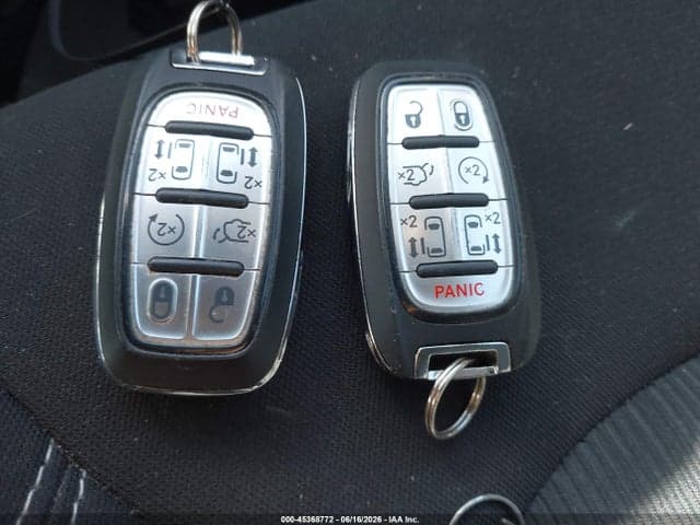 2024 CHRYSLER VOYAGER LX 11