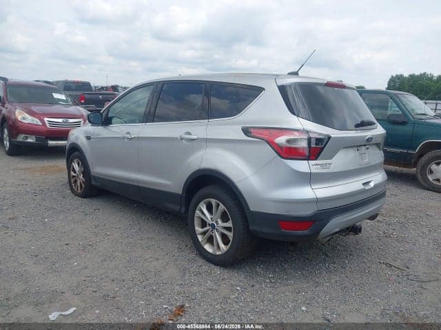 2017 FORD ESCAPE SE 3