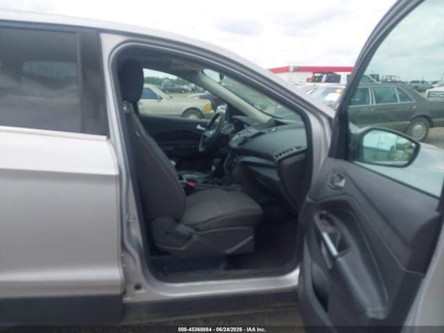 2017 FORD ESCAPE SE 5