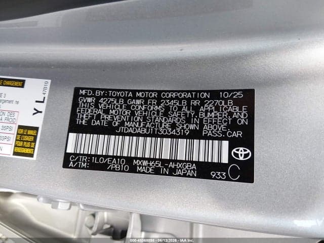 2026 TOYOTA PRIUS XLE AWD-E 9