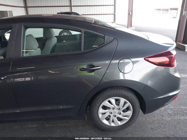 2020 HYUNDAI ELANTRA SE 6