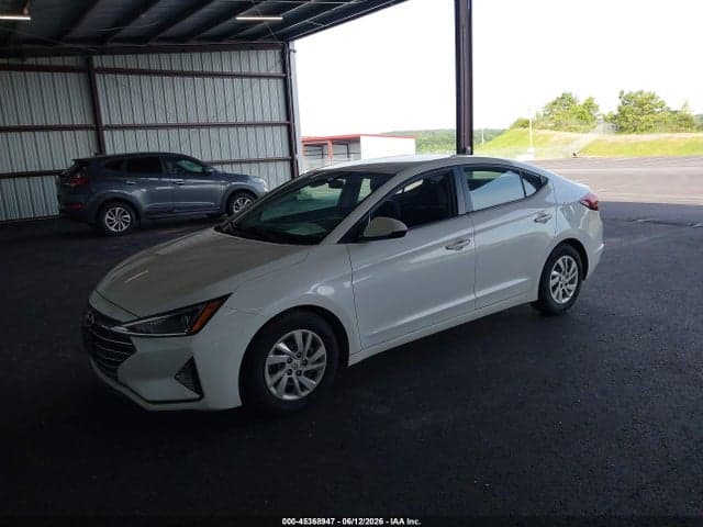 2020 HYUNDAI ELANTRA SE 2
