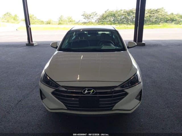 2020 HYUNDAI ELANTRA SE 17