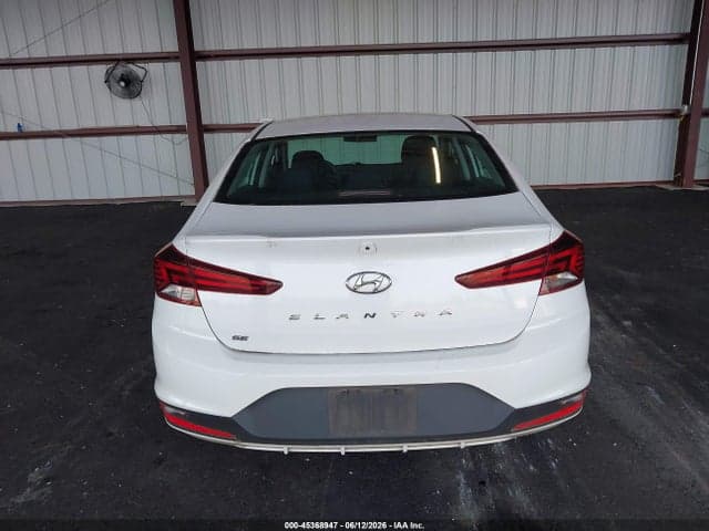 2020 HYUNDAI ELANTRA SE 21