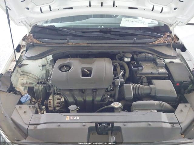 2020 HYUNDAI ELANTRA SE 10