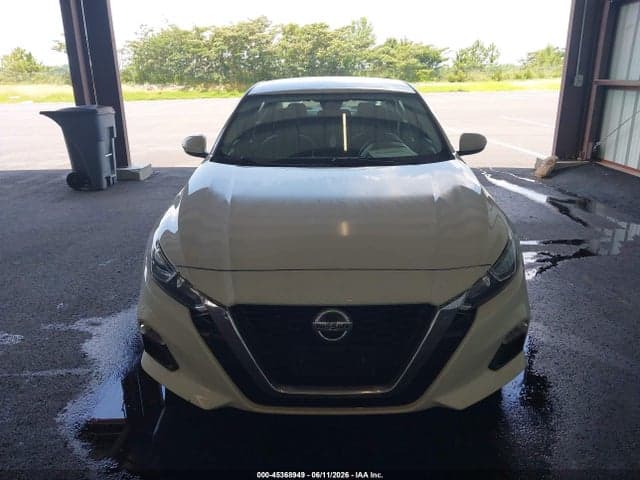 2021 NISSAN ALTIMA S FWD 17