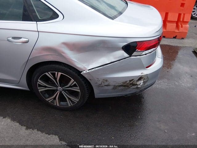 2021 VOLKSWAGEN PASSAT 2.0T SE 6