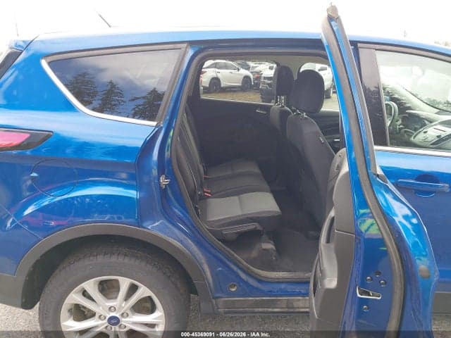 2017 FORD ESCAPE SE 8
