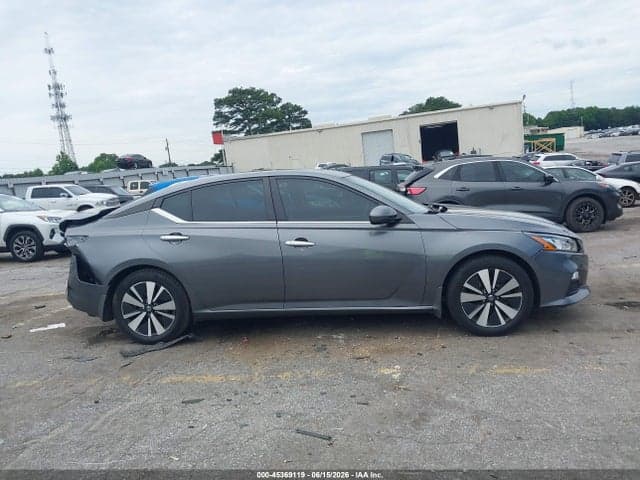 2022 NISSAN ALTIMA SV FWD 13