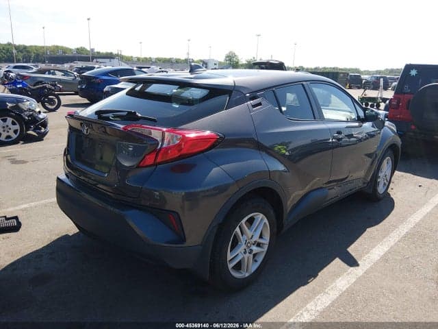 2021 TOYOTA C-HR LE 4