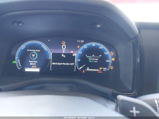 2025 TOYOTA CAMRY XSE 8