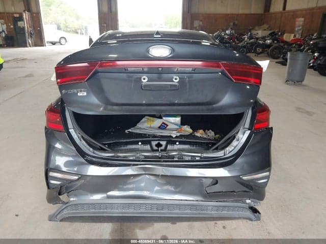 2019 KIA FORTE FE 16