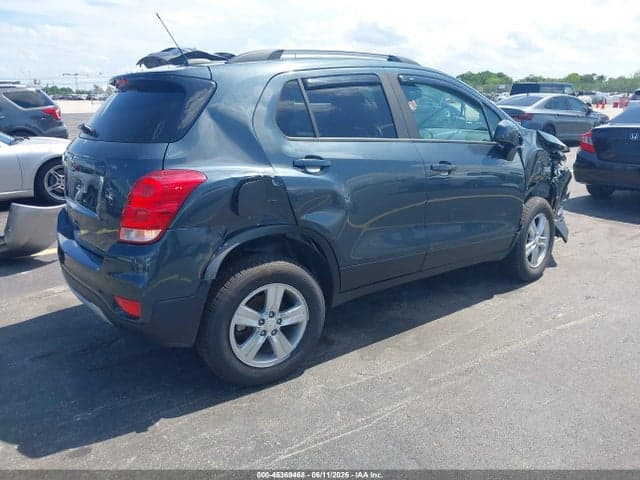 2021 CHEVROLET TRAX AWD LT 4
