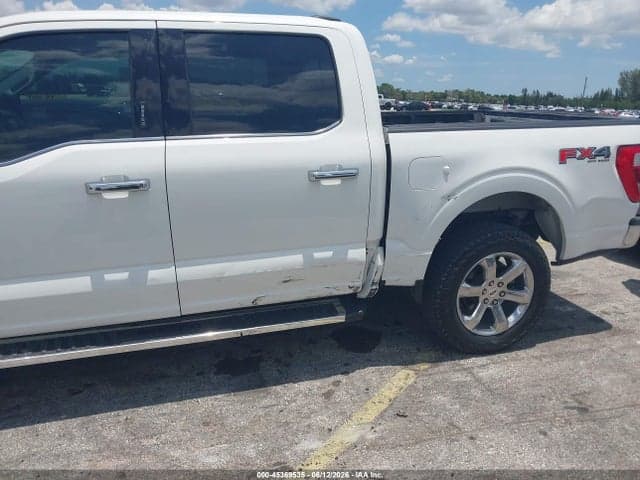 2022 FORD F-150 LARIAT 17