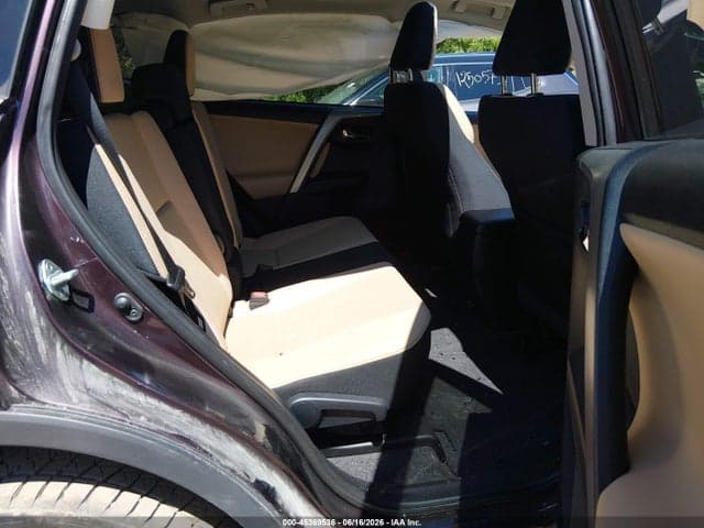 2017 TOYOTA RAV4 XLE 8