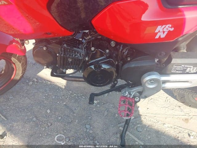 2025 HONDA GROM 125 9