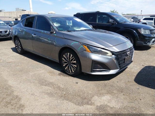 2023 NISSAN ALTIMA SV FWD
