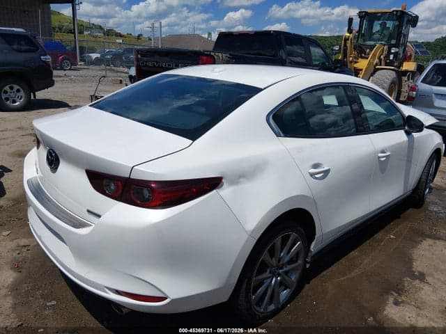 2022 MAZDA MAZDA3 PREMIUM 4