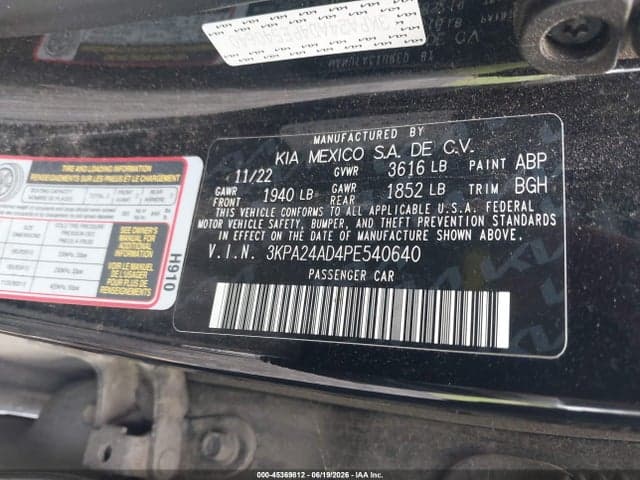 2023 KIA RIO S 9