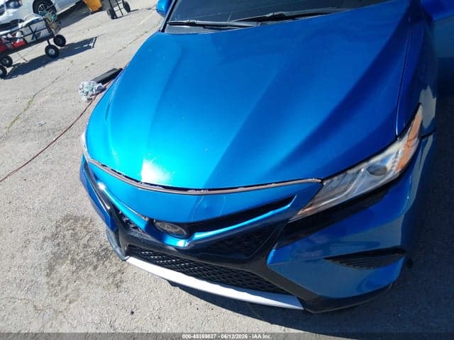 2020 TOYOTA CAMRY XSE 6