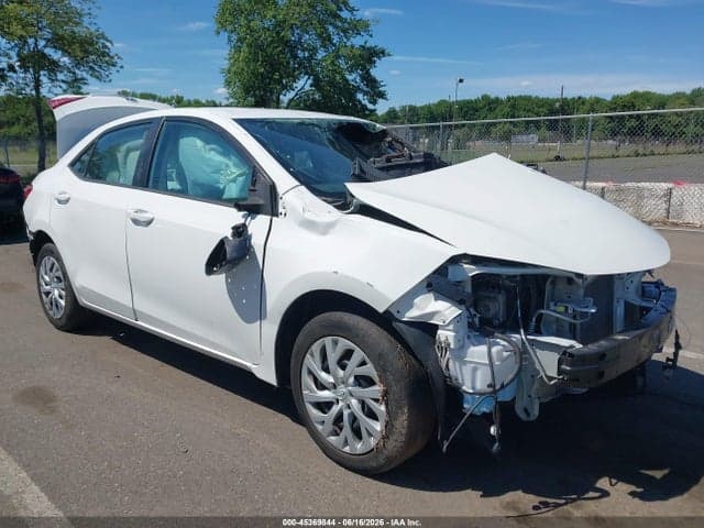 2018 TOYOTA COROLLA LE - 1