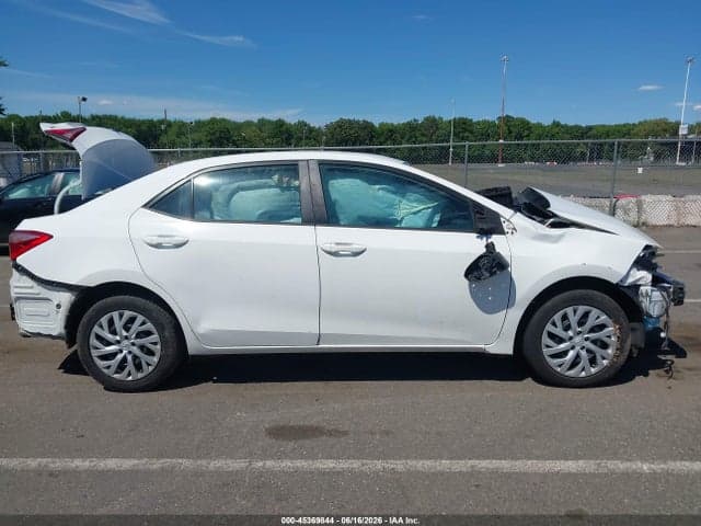 2018 TOYOTA COROLLA LE 12