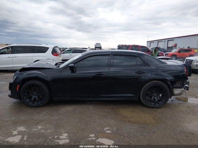 2020 CHRYSLER 300 300S 14