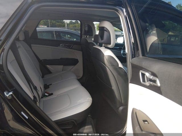 2025 KIA SPORTAGE EX 8