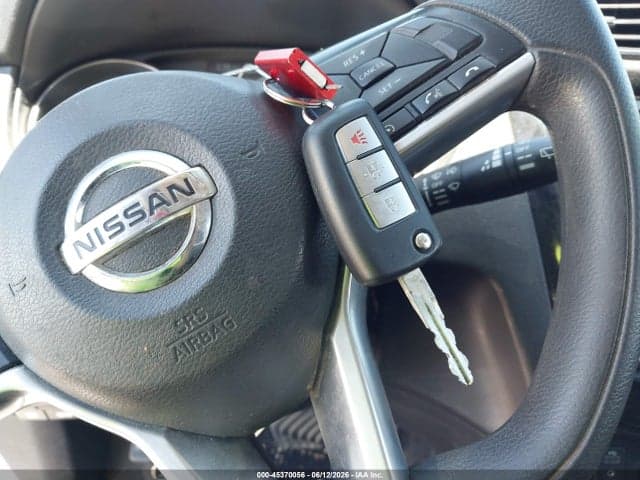 2017 NISSAN ROGUE S 11