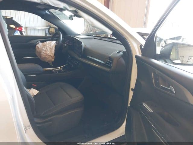 2026 CHEVROLET TRAVERSE AWD LT 5