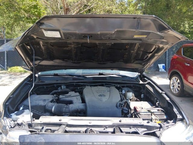 2019 TOYOTA TACOMA SR5 V6 10