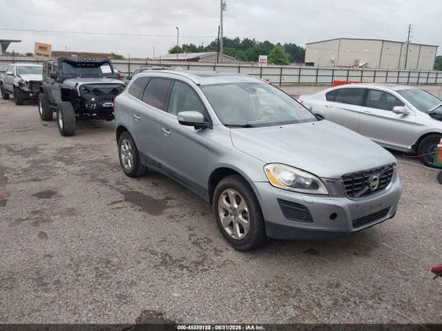 2013 VOLVO XC60 3.2 1