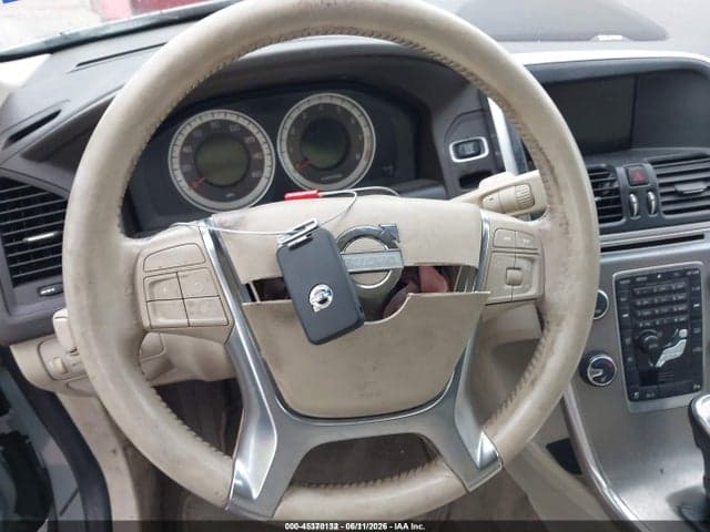 2013 VOLVO XC60 3.2 11