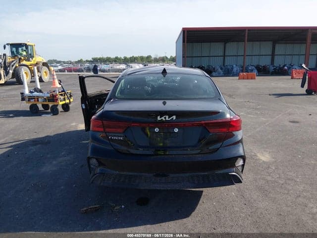 2024 KIA FORTE LXS 16