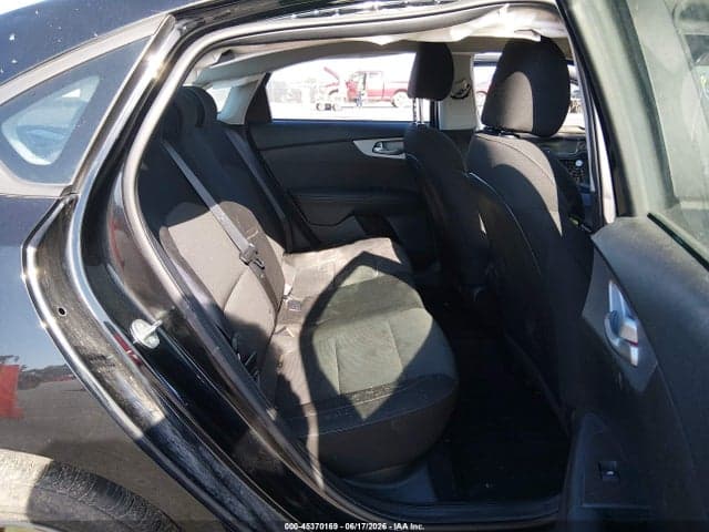 2024 KIA FORTE LXS 8