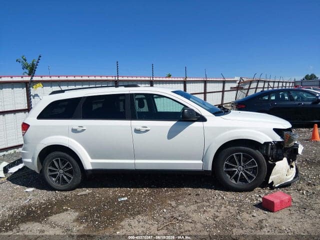 2018 DODGE JOURNEY SE 13