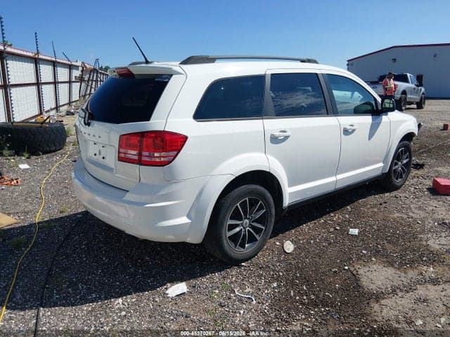 2018 DODGE JOURNEY SE 4