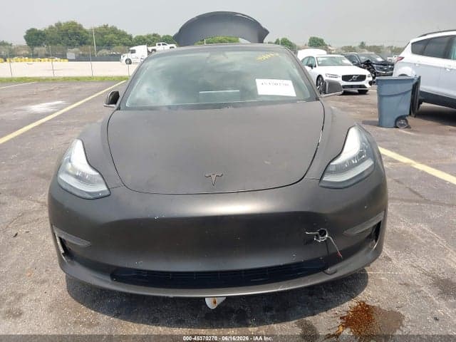 2018 TESLA MODEL 3 LONG RANGE/PERFORMANCE 12