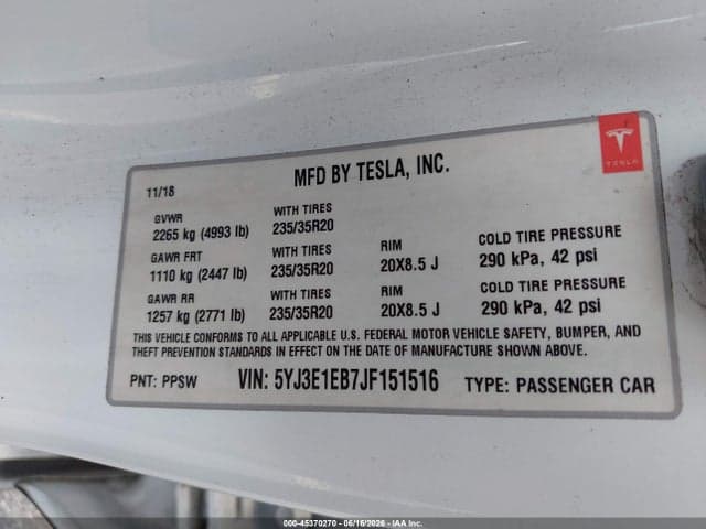 2018 TESLA MODEL 3 LONG RANGE/PERFORMANCE 9