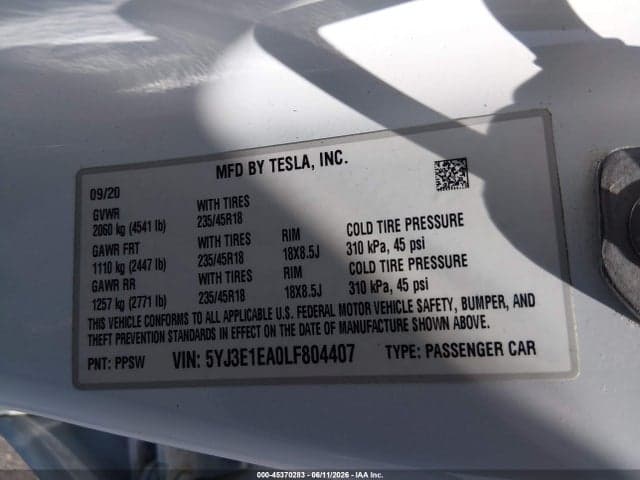 2020 TESLA MODEL 3 9