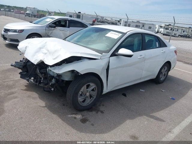 2025 HYUNDAI ELANTRA SE 2