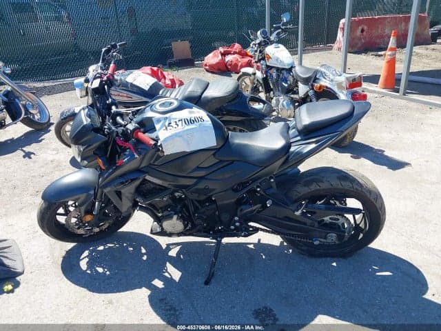 2022 SUZUKI GSX-S750 M/Z 13