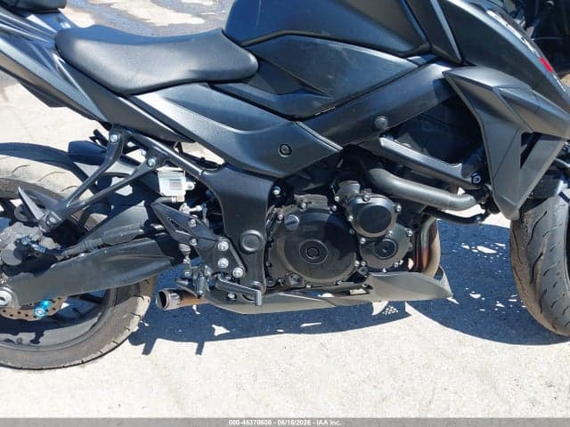 2022 SUZUKI GSX-S750 M/Z 8