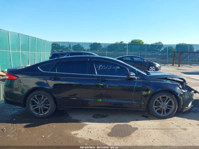 2018 FORD FUSION SE 13