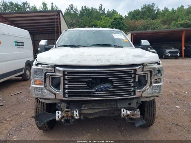 2022 FORD F-350 LARIAT 11
